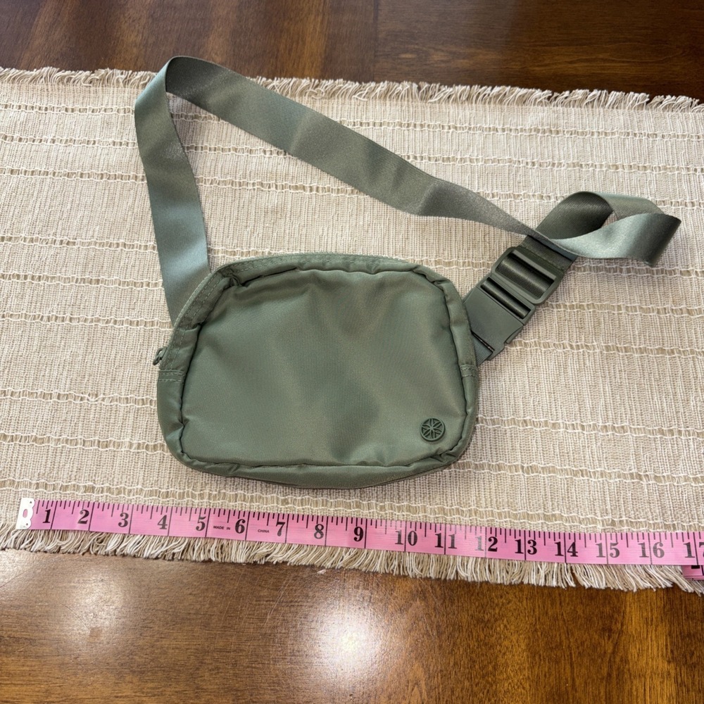Gaiam Olive Green Belt Bag / Fanny Pack